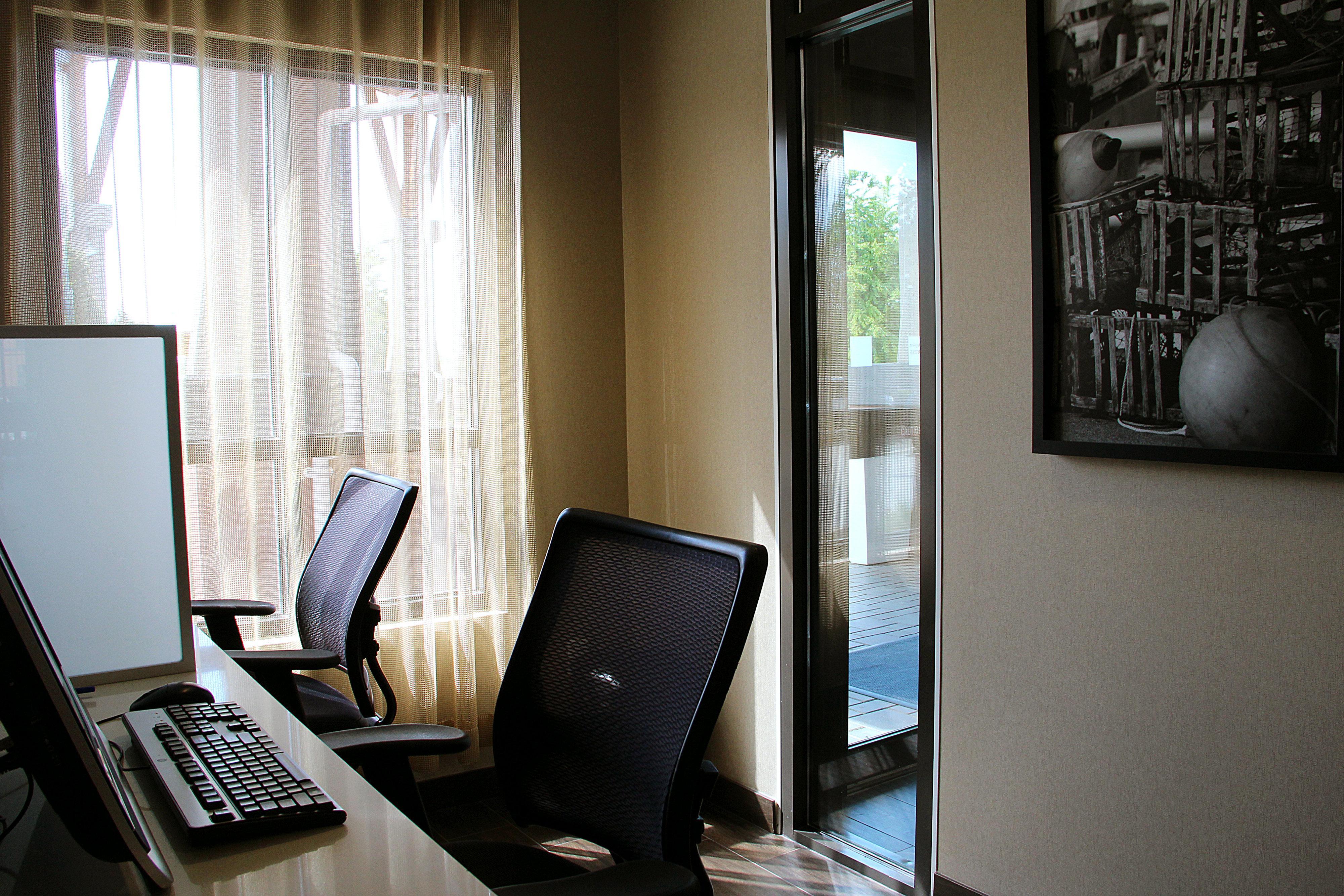Holiday Inn Express & Suites Riverport Richmond By Ihg Extérieur photo