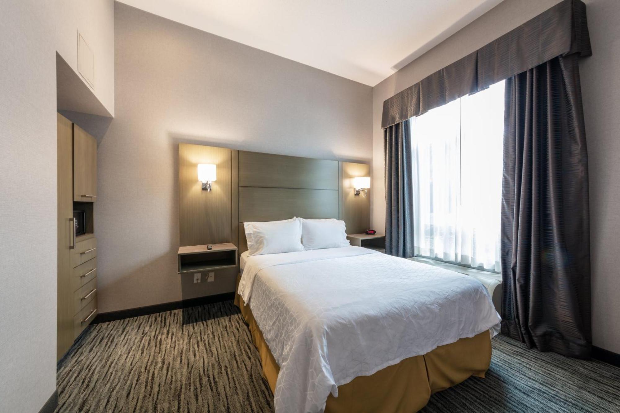 Holiday Inn Express & Suites Riverport Richmond By Ihg Extérieur photo