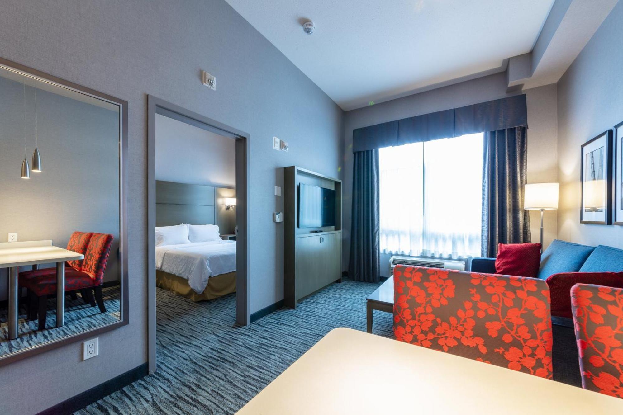 Holiday Inn Express & Suites Riverport Richmond By Ihg Extérieur photo