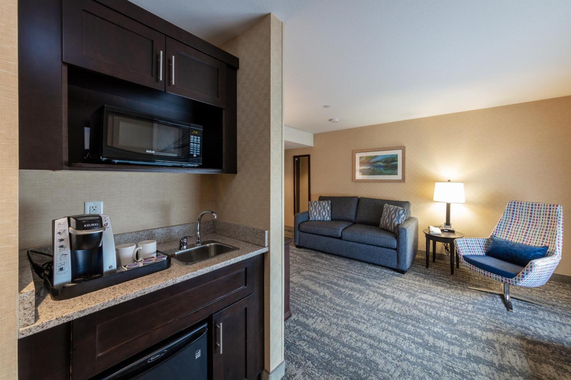 Holiday Inn Express & Suites Riverport Richmond By Ihg Chambre photo